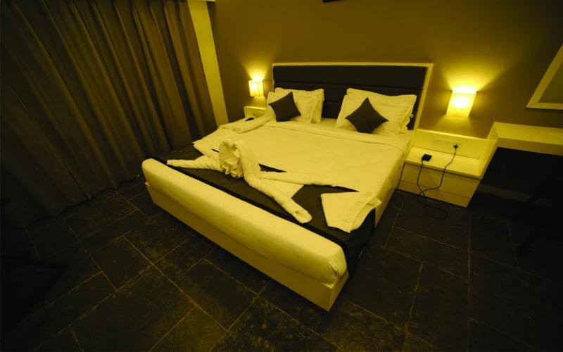 Hotel Dwarawata Dharwad Ngoại thất bức ảnh