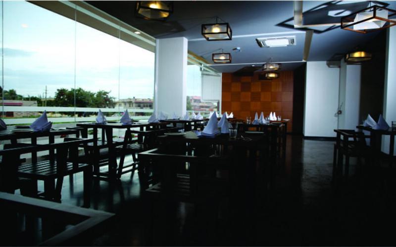 Hotel Dwarawata Dharwad Ngoại thất bức ảnh