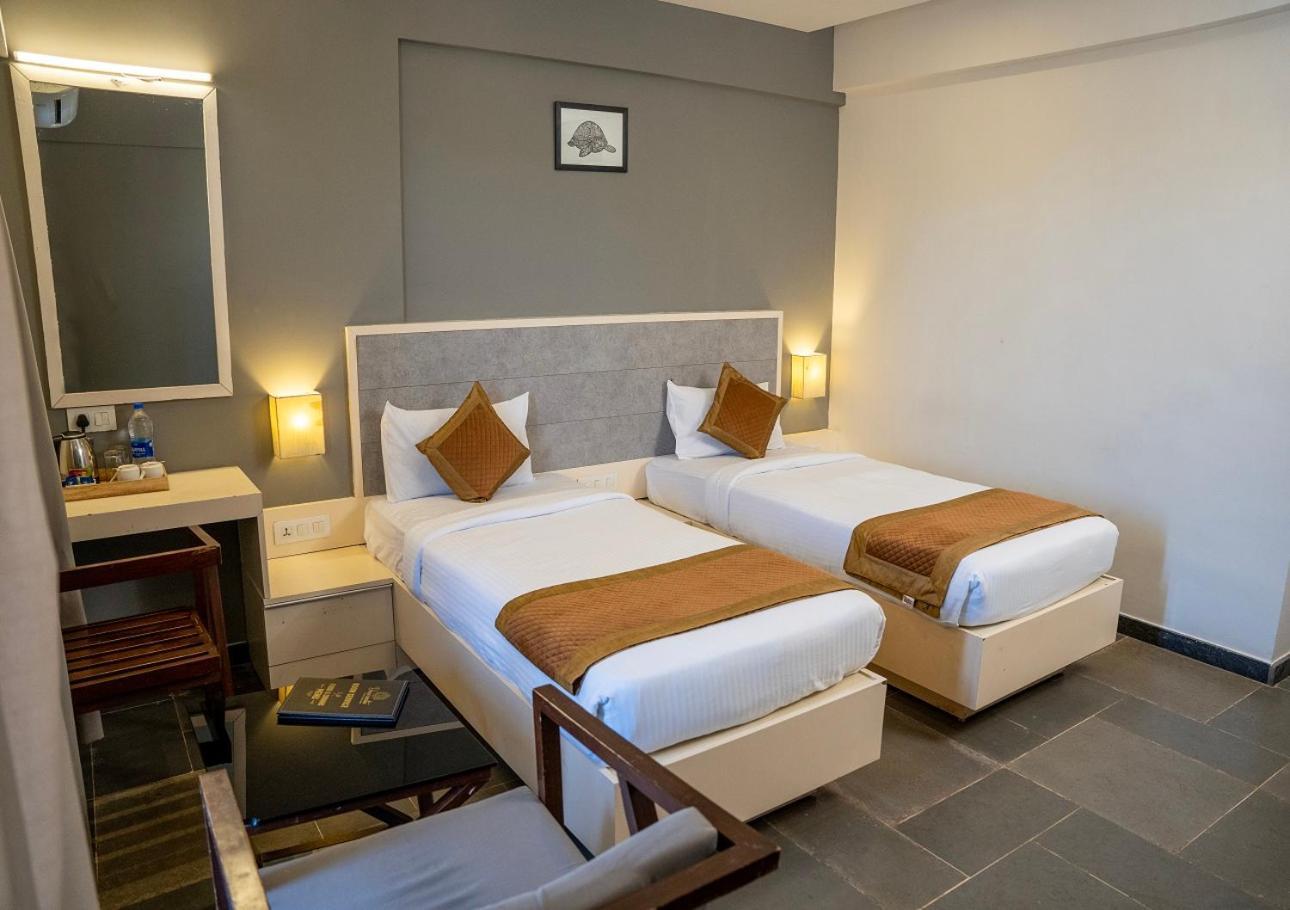 Hotel Dwarawata Dharwad Ngoại thất bức ảnh